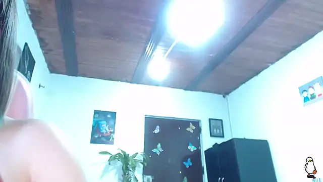 littleangel1 m online show from May 26, 2026, 9:44 pm