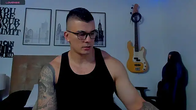 seancarreraa online show from December 5, 2025, 2:31 am