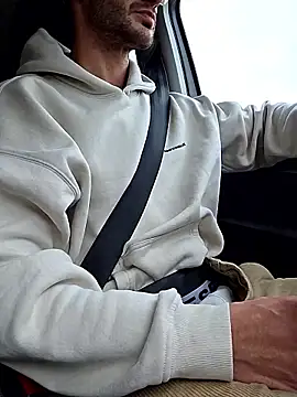 Zeefy online show from November 13, 2025, 8:02 am