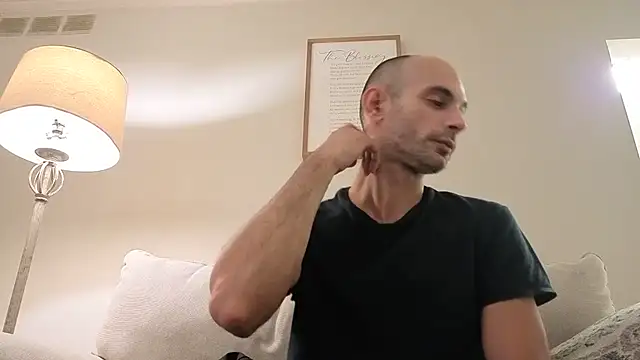 Snapshot of hailzeffn chatting on September 20, 2025, 1:06 am hailzeffn online show from September 20, 2025, 1:06 am