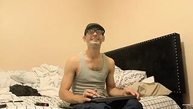 Snapshot of hailzeffn chatting on October 6, 2025, 5:38 am hailzeffn online show from October 6, 2025, 5:38 am