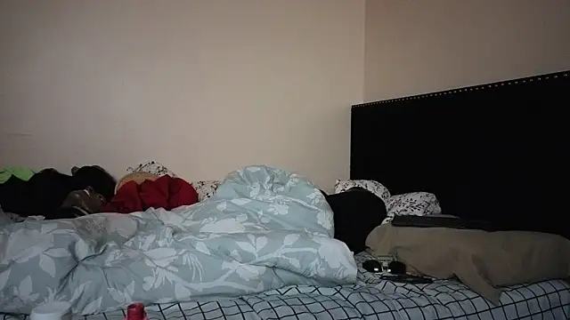 Snapshot of hailzeffn chatting on October 25, 2025, 8:55 am hailzeffn online show from October 25, 2025, 8:55 am