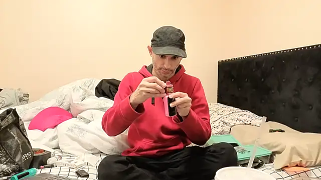 Snapshot of hailzeffn chatting on October 27, 2025, 12:36 am hailzeffn online show from October 27, 2025, 12:36 am