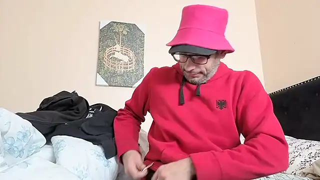 Snapshot of hailzeffn chatting on November 4, 2025, 2:38 pm hailzeffn online show from November 4, 2025, 2:38 pm