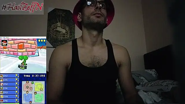 Snapshot of hailzeffn chatting on November 17, 2025, 3:23 am hailzeffn online show from November 17, 2025, 3:23 am