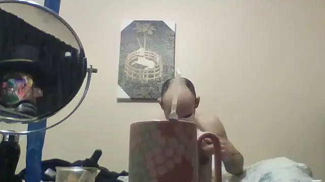 Snapshot of hailzeffn chatting on May 9, 2026, 8:36 pm hailzeffn online show from May 9, 2026, 8:36 pm
