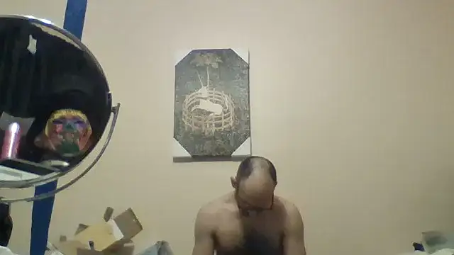 Snapshot of hailzeffn chatting on June 2, 2026, 2:41 pm hailzeffn online show from June 2, 2026, 2:41 pm
