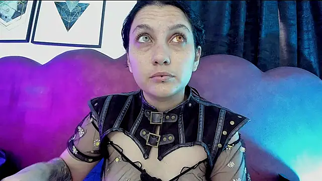 Snapshot of sophy_rock chatting on June 6, 2026, 4:23 pm sophy rock online show from June 6, 2026, 4:23 pm