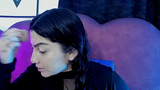 Snapshot of sophy_rock chatting on June 8, 2026, 2:17 pm sophy rock online show from June 8, 2026, 2:17 pm