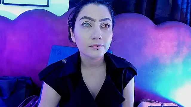Snapshot of sophy_rock chatting on June 12, 2026, 3:11 pm sophy rock online show from June 12, 2026, 3:11 pm
