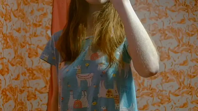 strawberrysmoothie online show from December 7, 2024, 3:36 am