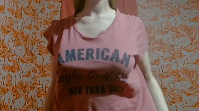 Snapshot of strawberrysmoothie chatting on December 16, 2024, 12:48 am strawberrysmoothie online show from December 16, 2024, 12:48 am