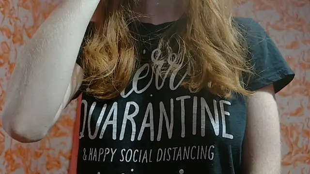 Snapshot of strawberrysmoothie chatting on December 24, 2024, 5:38 am strawberrysmoothie online show from December 24, 2024, 5:38 am