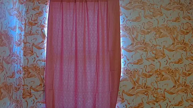 Snapshot of strawberrysmoothie chatting on February 27, 2025, 8:31 pm strawberrysmoothie online show from February 27, 2025, 8:31 pm