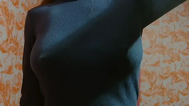 strawberrysmoothie online show from March 23, 2025, 3:10 am