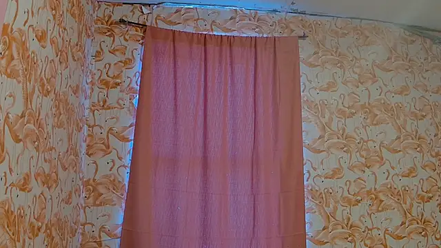 Snapshot of strawberrysmoothie chatting on November 12, 2025, 9:25 pm strawberrysmoothie online show from November 12, 2025, 9:25 pm