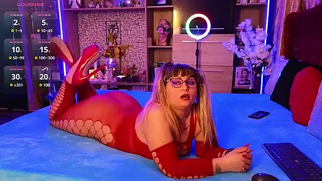 Snapshot of SeductiveCeline chatting on February 27, 2025, 5:36 pm SeductiveCeline online show from February 27, 2025, 5:36 pm