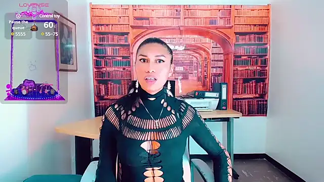 khiara moretti online show from January 27, 2025, 7:35 pm