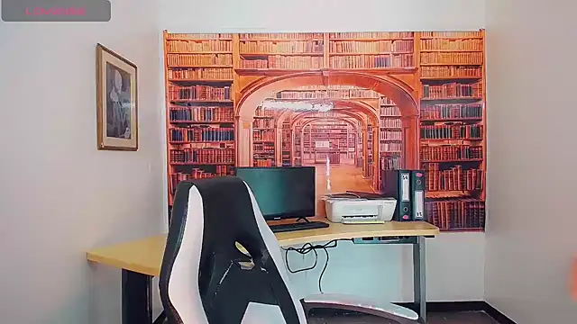 khiara moretti online show from February 8, 2025, 7:38 pm