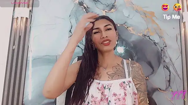 Snapshot of khiara_moretti chatting on July 31, 2026, 11:42 am khiara moretti online show from July 31, 2026, 11:42 am