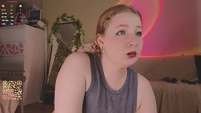 Snapshot of Miss_Ida_ chatting on June 15, 2026, 1:35 pm Miss Ida online show from June 15, 2026, 1:35 pm