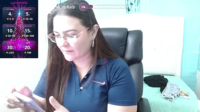 Snapshot of MsJossie chatting on December 3, 2024, 3:20 am MsJossie online show from December 3, 2024, 3:20 am