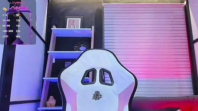 Snapshot of Agathaargent_ chatting on February 25, 2025, 12:34 pm Agathaargent online show from February 25, 2025, 12:34 pm