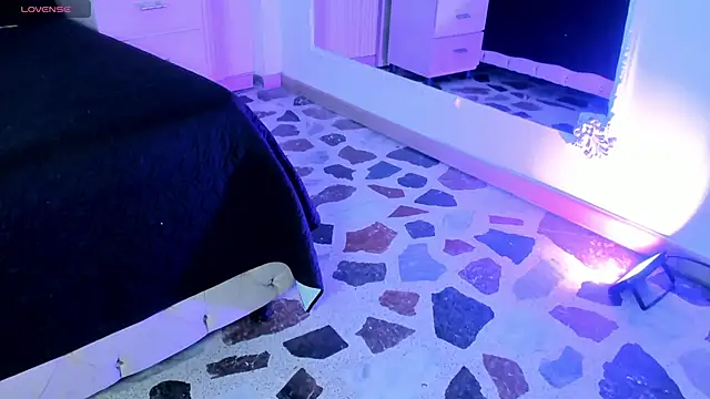 Snapshot of Agathaargent_ chatting on October 12, 2025, 4:33 am Agathaargent online show from October 12, 2025, 4:33 am