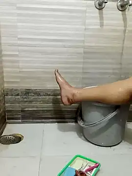 Snapshot of Shoni__ chatting on December 7, 2024, 8:44 am Shoni online show from December 7, 2024, 8:44 am