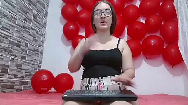 Venus Santana online show from February 23, 2026, 4:48 pm