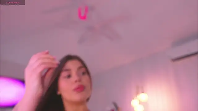 lana rosy online show from March 12, 2026, 6:47 pm