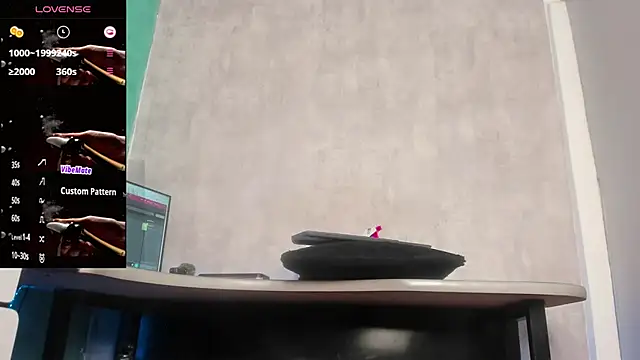 antonela83 online show from September 27, 2025, 2:05 am