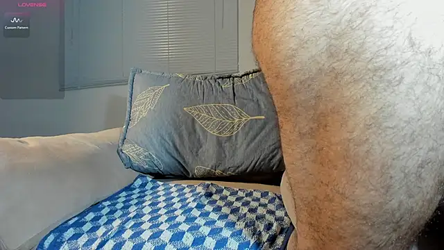 ftmphilip  online show from June 1, 2026, 11:28 pm