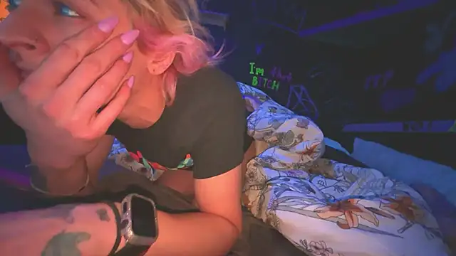 watermellonpussy online show from January 6, 2025, 10:57 am