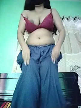 Snapshot of SimaRoy- chatting on July 28, 2026, 2:29 am SimaRoy- online show from July 28, 2026, 2:29 am