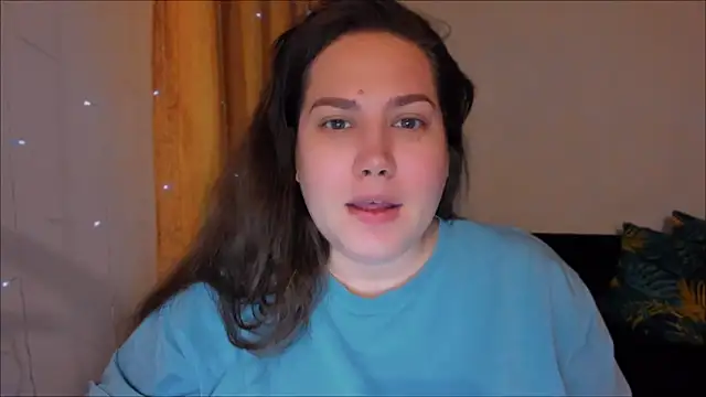  madalexa  online show from February 7, 2025, 7:38 pm