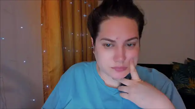  madalexa  online show from February 7, 2025, 10:41 pm