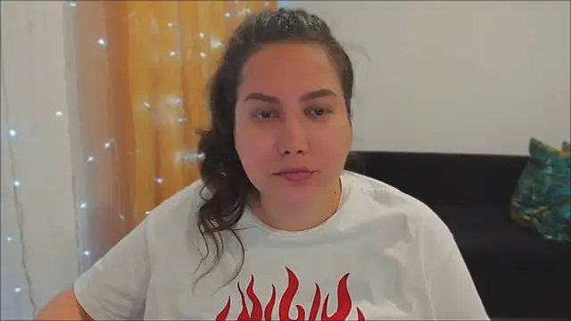  madalexa  online show from September 15, 2025, 5:24 pm