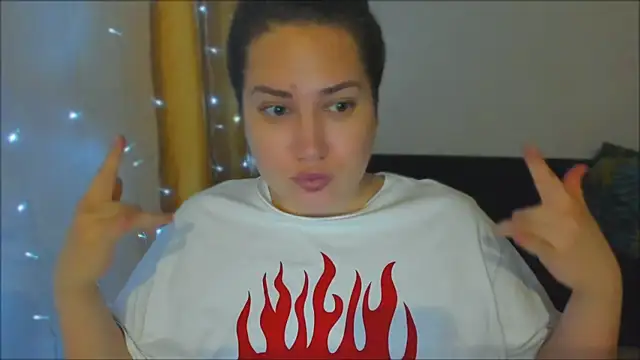  madalexa  online show from October 25, 2025, 10:37 pm