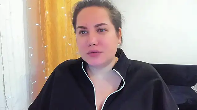  madalexa  online show from February 27, 2026, 7:25 pm