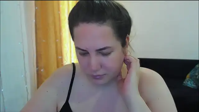 Snapshot of _madalexa_ chatting on July 19, 2026, 11:03 am madalexa online show from July 19, 2026, 11:03 am