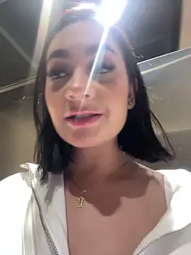 Snapshot of GabriellaFerrer chatting on March 4, 2025, 9:11 pm GabriellaFerrer online show from March 4, 2025, 9:11 pm