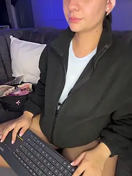 GabriellaFerrer online show from December 3, 2025, 10:46 am