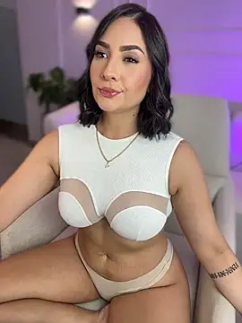 GabriellaFerrer online show from August 7, 2026, 9:06 pm