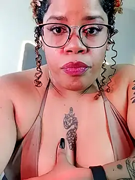 Snapshot of Dirty_sara17 chatting on March 14, 2025, 10:27 pm Dirty sara17 online show from March 14, 2025, 10:27 pm