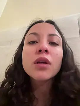 Megan Rodrigo online show from February 23, 2026, 1:52 pm