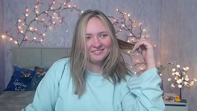 SallyVerda online show from April 30, 2026, 9:08 pm