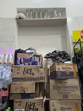 Amber Martins  online show from February 22, 2025, 6:28 am