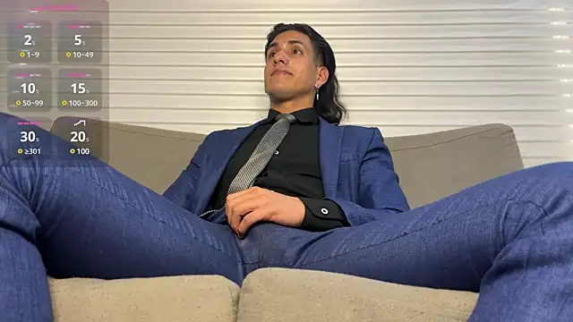 Snapshot of Tom_blunt96 chatting on January 21, 2025, 12:39 pm Tom blunt96 online show from January 21, 2025, 12:39 pm