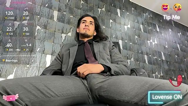 Snapshot of Tom_blunt96 chatting on March 3, 2025, 9:00 am Tom blunt96 online show from March 3, 2025, 9:00 am